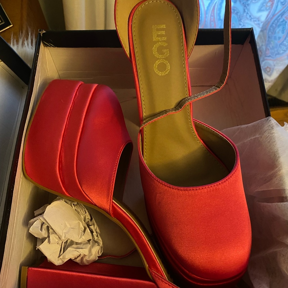 Size 10 Hot Pink Satin Platform Heels